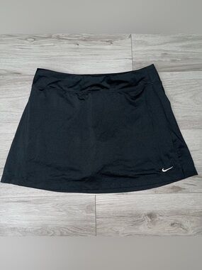 Nike Golf Skort Skirt M Activewear Athleisure Preppy Sport Tennis Old Money